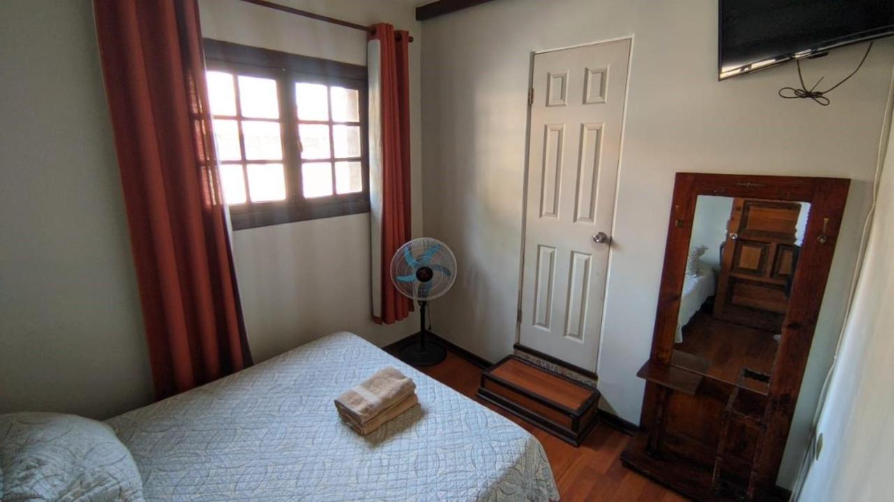 Hostal Aji